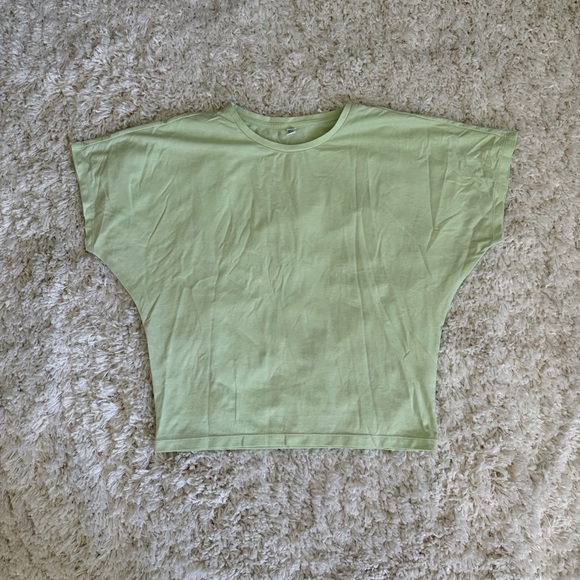 Uniqlo Tops - Uniqlo AIRism XS Drape T-Shirt